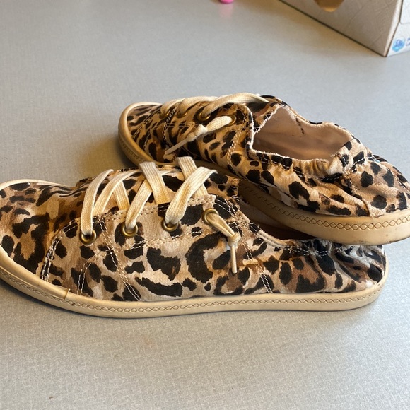 Time and Tru •8 1/2 •Spots - Picture 3 of 3